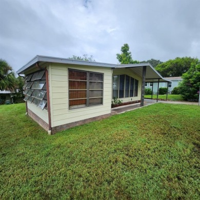 Come take a look at this home located in the GATED neighborhood on Silver Lake Executive Golf Course in Florida - for sale on GolfHomes.com, golf home, golf lot