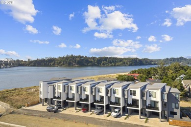 Rare opportunity to own a turn key Short Term Rental. Sale comes on  in Oregon - for sale on GolfHomes.com, golf home, golf lot