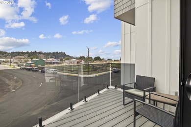 Rare opportunity to own a turn key Short Term Rental. Sale comes on  in Oregon - for sale on GolfHomes.com, golf home, golf lot