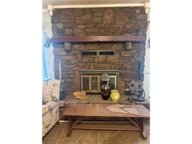 Endless potential in Bella Vista! Tucked away in a quiet on Bella Vista Country Club - Kingswood in Arkansas - for sale on GolfHomes.com, golf home, golf lot