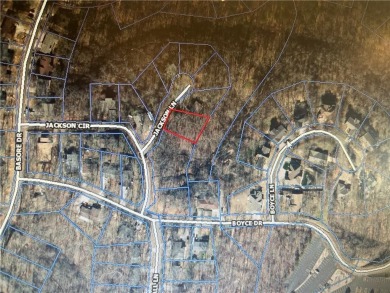 Bike on, Bike off.  Lot is located at the intersection of Tunnel on Bella Vista Country Club and Golf Course in Arkansas - for sale on GolfHomes.com, golf home, golf lot
