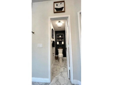 Stunning Fully Remodeled Home with High-End Modern Finishes! on Stewart Peninsula Golf Course in Texas - for sale on GolfHomes.com, golf home, golf lot
