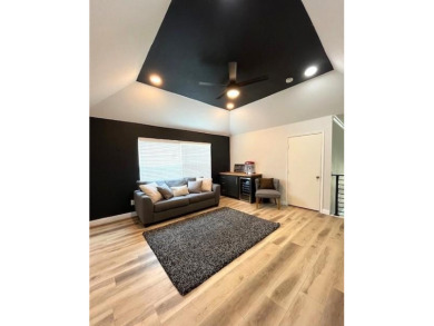 Stunning Fully Remodeled Home with High-End Modern Finishes! on Stewart Peninsula Golf Course in Texas - for sale on GolfHomes.com, golf home, golf lot