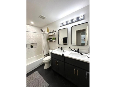 Stunning Fully Remodeled Home with High-End Modern Finishes! on Stewart Peninsula Golf Course in Texas - for sale on GolfHomes.com, golf home, golf lot
