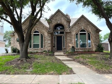 Stunning Fully Remodeled Home with High-End Modern Finishes! on Stewart Peninsula Golf Course in Texas - for sale on GolfHomes.com, golf home, golf lot
