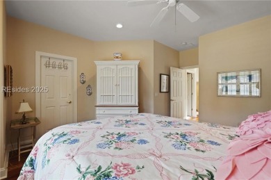 Fully renovated 3 bed/2.5 bath home in Moss Creek. Kitchen opens on Moss Creek Golf Club in South Carolina - for sale on GolfHomes.com, golf home, golf lot