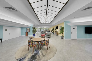 55+ COMMUNITY  IN THE SOUGHT AFTER SUNRISE LAKES PHASE IV, 2/2 on Sunrise Lakes Phase IV Golf Course in Florida - for sale on GolfHomes.com, golf home, golf lot