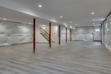 Brand-New Coastal Retreat with Pool, Pool House & Deeded Bay on Islands End Golf and Country Club, Inc. in New York - for sale on GolfHomes.com, golf home, golf lot
