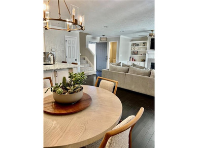 Discover this beautifully remodeled Pinnacle Townhouse featuring on Pinnacle Country Club in Arkansas - for sale on GolfHomes.com, golf home, golf lot