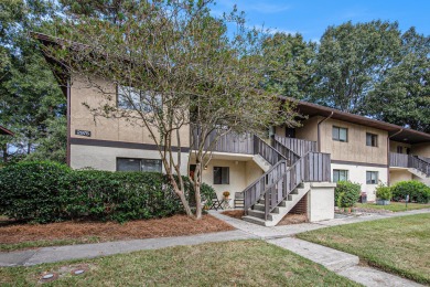 Welcome to 2975 Dove Haven Court A, a beautifully renovated on Shadowmoss Plantation Golf Club in South Carolina - for sale on GolfHomes.com, golf home, golf lot
