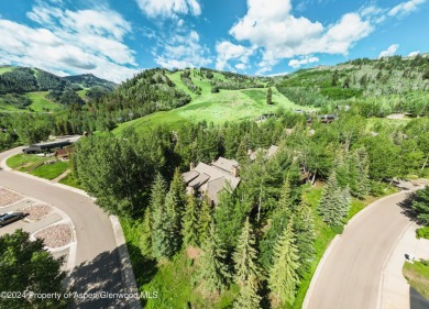 Exquisite Townhome Oasis with Views. 
 A splendid turn-key on Maroon Creek Club in Colorado - for sale on GolfHomes.com, golf home, golf lot