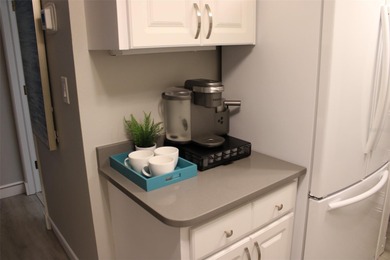 Mint Condition One Bedroom *B* Unit - Bring your Toothbrush on Innisbrook Resort and Golf Club in Florida - for sale on GolfHomes.com, golf home, golf lot