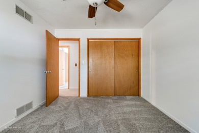 Looking for a three-bedroom home in Channahon/Minooka school on Heritage Bluffs Public Golf Club in Illinois - for sale on GolfHomes.com, golf home, golf lot