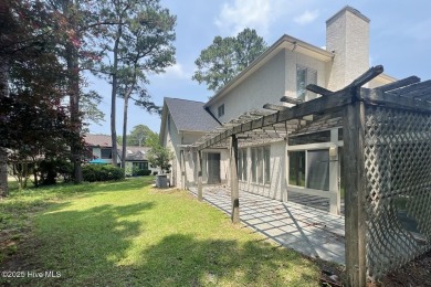 North Shore beauty! Golf and beach and boating! Country Club to on North Shore Country Club in North Carolina - for sale on GolfHomes.com, golf home, golf lot