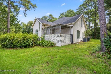 North Shore beauty! Golf and beach and boating! Country Club to on North Shore Country Club in North Carolina - for sale on GolfHomes.com, golf home, golf lot