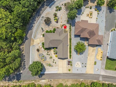 Beautiful home near Ponce Golf Course in Hot Springs Village! on Ponce De Leon Golf Course in Arkansas - for sale on GolfHomes.com, golf home, golf lot