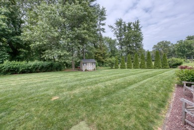 Welcome to 425 Pattonwood Drive, Southington! Exceptional ranch on Hawks Landing Country Club in Connecticut - for sale on GolfHomes.com, golf home, golf lot