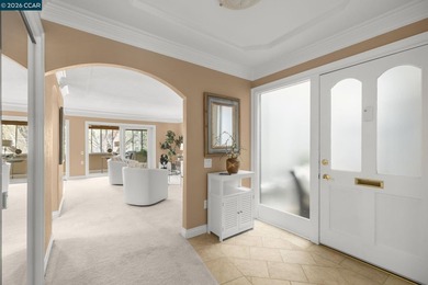 Welcome to this peaceful 2-bedroom, 1-bath home in the vibrant on Rossmoor Golf Course in California - for sale on GolfHomes.com, golf home, golf lot