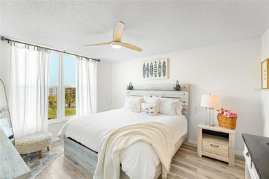 Beautifully updated turnkey 2 bed 2 bath condo overlooking the on Pinebrook/Ironwood Golf Course in Florida - for sale on GolfHomes.com, golf home, golf lot