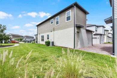 Welcome to this move-in ready 3-bedroom, 2.5-bathroom home in on  in Florida - for sale on GolfHomes.com, golf home, golf lot