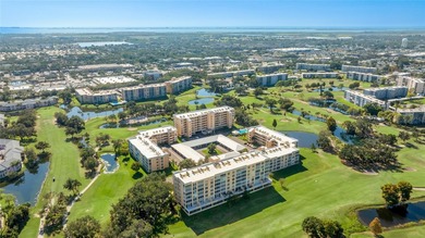 NEW PRICE!  Motivated Seller!  Beautifully updated 2 bed 2 bath on Pinebrook/Ironwood Golf Course in Florida - for sale on GolfHomes.com, golf home, golf lot