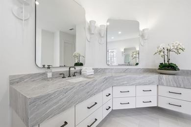 Immaculately updated and remodeled home with circle drive on cul on Vaquero Club in Texas - for sale on GolfHomes.com, golf home, golf lot