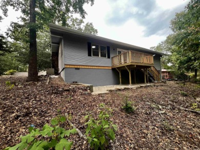 Welcome to 5 Vitoria Lane, a beautifully remodeled 3-bedroom on Cortez Golf Course in Arkansas - for sale on GolfHomes.com, golf home, golf lot