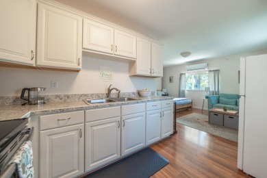 ESCAPE TO COUNTRY PARADISE WITHOUT SACRIFICING CONVENIENCE! This on Palo Cedro Golf Club in California - for sale on GolfHomes.com, golf home, golf lot