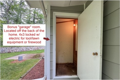 Located in the BRINKLAND neighborhood, this 3BD/2.5BA ranch home on Minocqua Country Club in Wisconsin - for sale on GolfHomes.com, golf home, golf lot