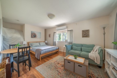 ESCAPE TO COUNTRY PARADISE WITHOUT SACRIFICING CONVENIENCE! This on Palo Cedro Golf Club in California - for sale on GolfHomes.com, golf home, golf lot
