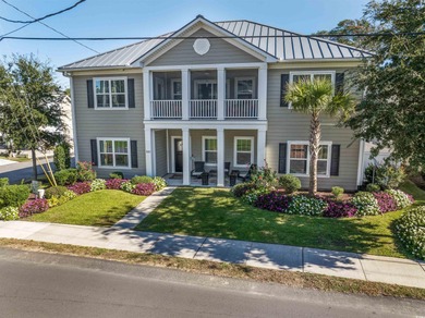 Looking for a 4-bed home in North Myrtle Beach just two blocks on Beachwood Golf Club in South Carolina - for sale on GolfHomes.com, golf home, golf lot