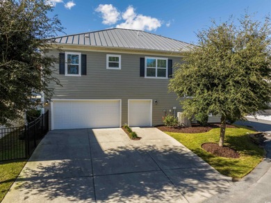 Looking for a 4-bed home in North Myrtle Beach just two blocks on Beachwood Golf Club in South Carolina - for sale on GolfHomes.com, golf home, golf lot