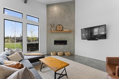 Welcome to your dream retreat-situated just minutes from Payette on McCall Municipal Golf Course in Idaho - for sale on GolfHomes.com, golf home, golf lot