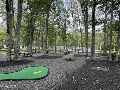 CUTE & WELCOMING 4-SEASON Chalet style CONTEMPORARY IN FAWN LAKE on Forest Lake Club in Pennsylvania - for sale on GolfHomes.com, golf home, golf lot