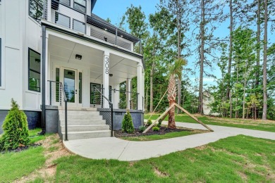 Welcome to your dream home in the heart of Greenwood, SC. This on Hunters Creek Golf and Country Club  in South Carolina - for sale on GolfHomes.com, golf home, golf lot