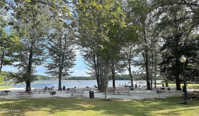 CUTE & WELCOMING 4-SEASON Chalet style CONTEMPORARY IN FAWN LAKE on Forest Lake Club in Pennsylvania - for sale on GolfHomes.com, golf home, golf lot