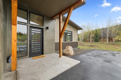 Welcome to your dream retreat-situated just minutes from Payette on McCall Municipal Golf Course in Idaho - for sale on GolfHomes.com, golf home, golf lot