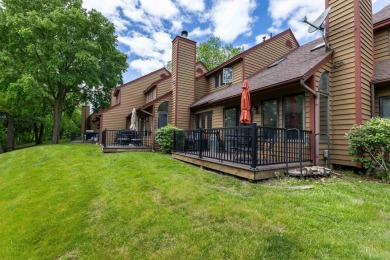 Bright and airy 2 bed, 2 bath Oak Glen Golf Villa perched in a on Eagle Ridge Inn and Resort in Illinois - for sale on GolfHomes.com, golf home, golf lot