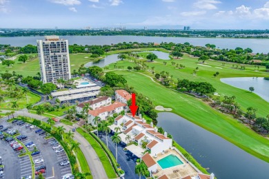 WELCOME to this RARELY AVAILABLE 3 BEDROOM townhome overlooking on The President Country Club in Florida - for sale on GolfHomes.com, golf home, golf lot