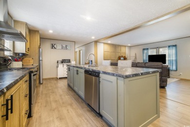 Welcome to your dream retreat! This delightful 3-bedroom on Whispering Pines in South Carolina - for sale on GolfHomes.com, golf home, golf lot