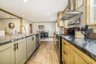 Welcome to your dream retreat! This delightful 3-bedroom on Whispering Pines in South Carolina - for sale on GolfHomes.com, golf home, golf lot