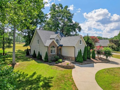 Dream Home on the Fairway | Impeccably Renovated, Light-Filled on Three Pines Country Club in South Carolina - for sale on GolfHomes.com, golf home, golf lot