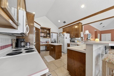 FANTASTIC LOCATION WITH SWEEPING GOLF COURSE VIEWS--OVERLOOKING on Green Tree Country Club in Texas - for sale on GolfHomes.com, golf home, golf lot