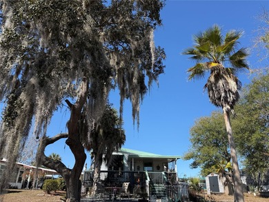 SNOWBIRDS AND HOME OWNERS WELCOME, Deeded Lot, NO LOT RENT on Glen Lakes Country Club in Florida - for sale on GolfHomes.com, golf home, golf lot