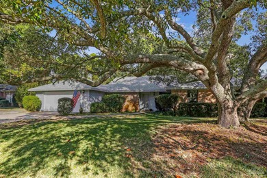 Beautifully Maintained Home in Highly Sought-After Tiger Point on Tiger Point Golf and Country Club in Florida - for sale on GolfHomes.com, golf home, golf lot
