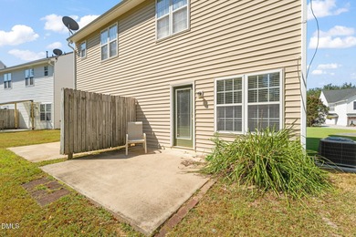 Sought after floorplan of 3 beds, 2.5 baths with a single car on Hedingham Golf and Athletic Club in North Carolina - for sale on GolfHomes.com, golf home, golf lot