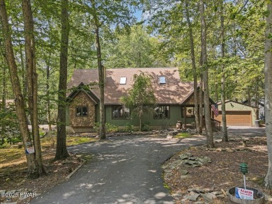 Nestled in the desirable Tanglwood Lakes community, this on Paupack Hills Golf and Country Club in Pennsylvania - for sale on GolfHomes.com, golf home, golf lot