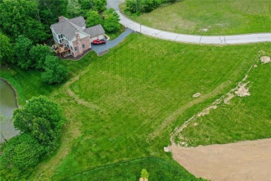 Discover the opportunity to build your dream home in the on Country Club of St Albans in Missouri - for sale on GolfHomes.com, golf home, golf lot