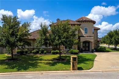 Beautiful custom home in the sought after Pebble Creek Golf on Pebble Creek Country Club in Texas - for sale on GolfHomes.com, golf home, golf lot