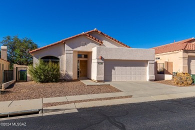 A beautifully appointed 2-bedroom, 2-bathroom home with an on El Conquistador Country Club - Conquistador in Arizona - for sale on GolfHomes.com, golf home, golf lot